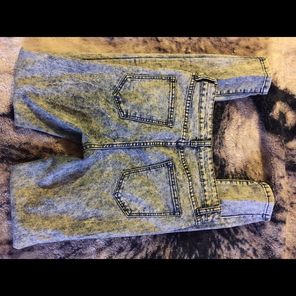 Ripped jeans